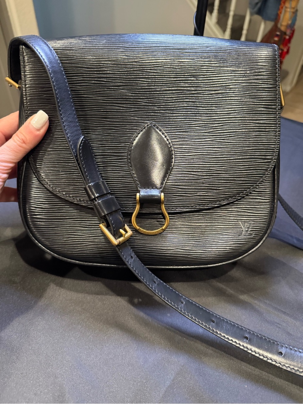 Auth Louis Vuitton Epi Saint Cloud GM Black Crossbody Bag Vintage